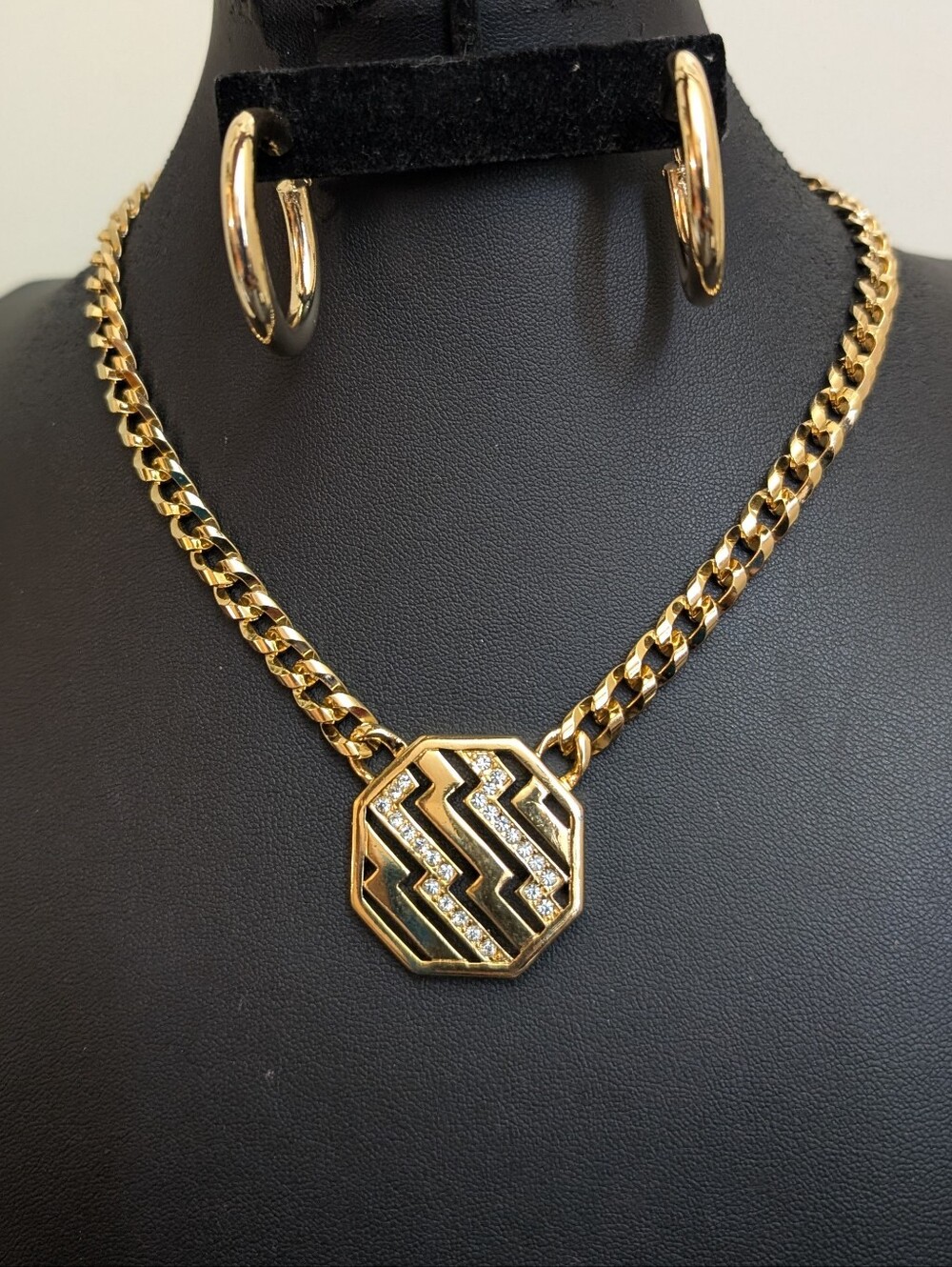 Vintage 80s Avon Gold Necklace w Rhinestones & Gold Hoop Earrings
